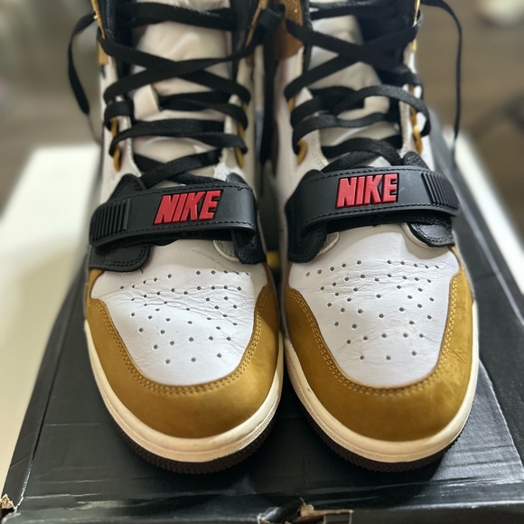 Nike Air Jordan Legacy 312 White/Baroque Brown-Wheat - Picture 5 of 9